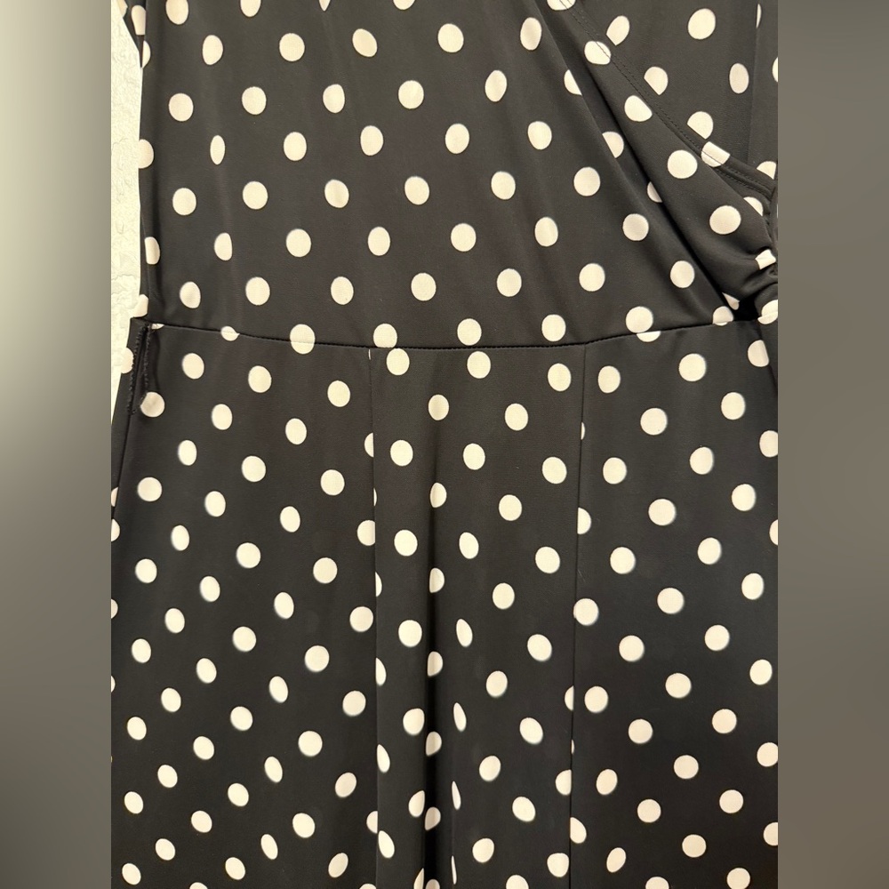 Jones New York Black and White polkadot V-Neck Maxi Dress - Picture 11 of 15